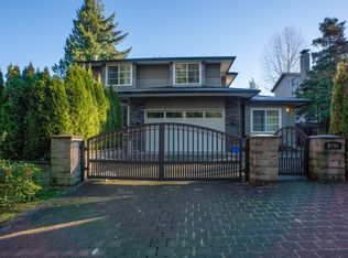 2930 Allan Rd #1A, North Vancouver, BC V7J 3C2