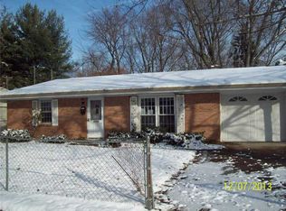 3955 Eisenhower Dr, Indianapolis, IN
