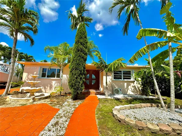 16142 SW 107th Ct, Miami, FL 33157