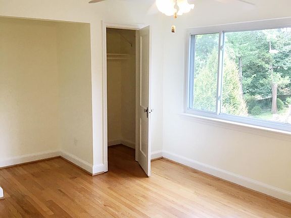 big main bedroom