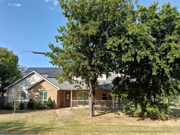 401 Pine Ln, Tolar, TX 76476