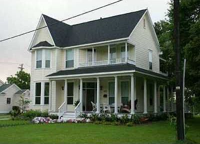 1st image of 905 E Liberty Ave