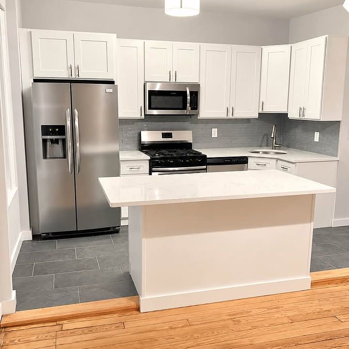 2nd image of 6564 Myrtle Ave #3G