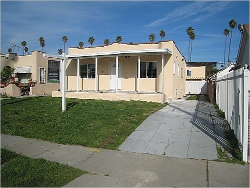 2nd image of 3876 3rd Ave