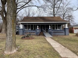 315 W Liberty St, Farmington, MO 63640