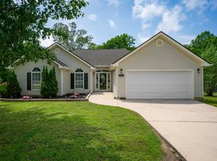 182 Century Dr, Rossville, GA 30741