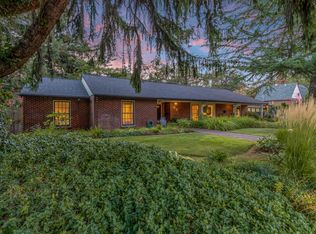 33 Valley View Dr, Medford, OR