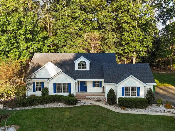 245 Sika Dr, Harrington, DE 19952