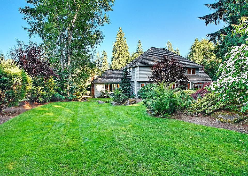 1st image of 6915 214th Ave NE