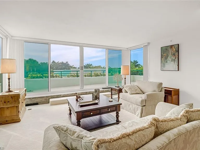 7515 Pelican Bay Blvd #2A — Photo 3