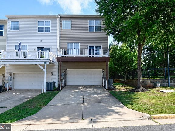 5th image of 15848 Mackenzie Manor Dr