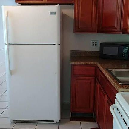 3rd image of 3446 Dahlia Pl APT A