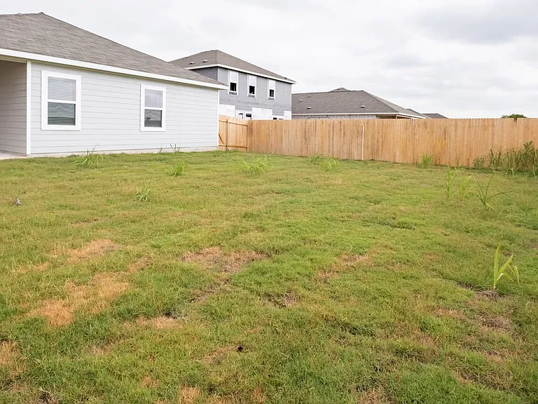 391 Wren Ln — Photo 24