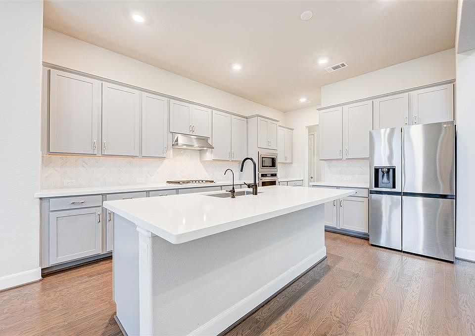 27037 Renly Ridge Dr, Magnolia, TX 77354 | Zillow