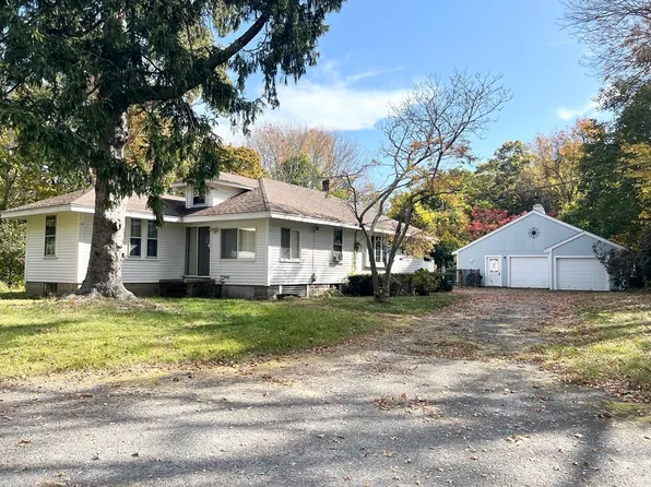 34-34 Newfield St #R, Plymouth, MA 02360