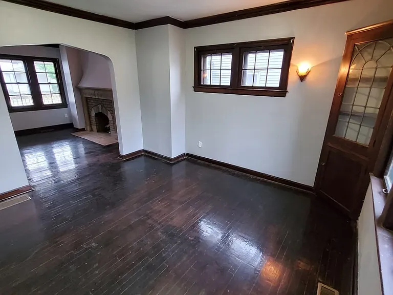 19450 Monterey Ave — Photo 11