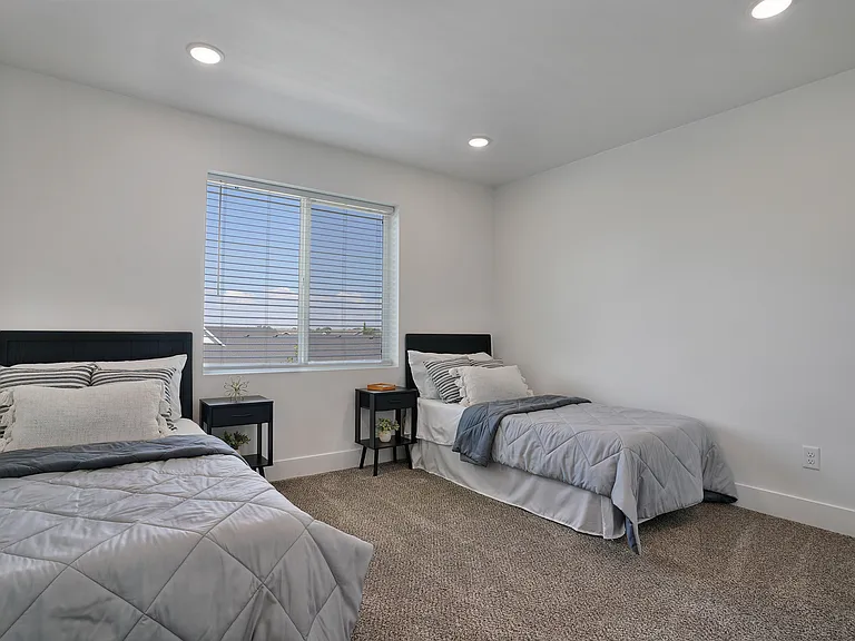 Valo At Bellin Townhomes — Photo 17