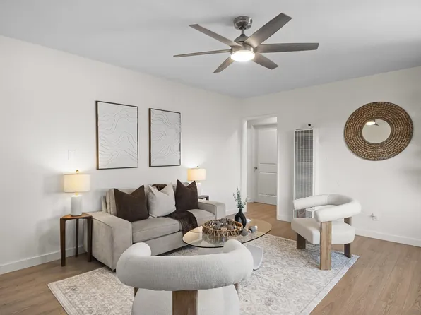 7480 Baltic St, San Diego, CA 92111