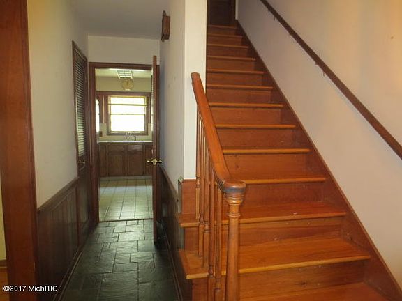 2nd image of 1802 Wilnella Dr SE