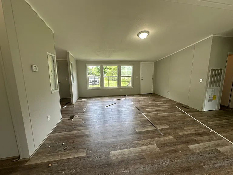 127 Owens Ln — Photo 13