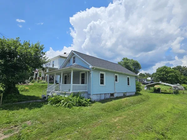 9753 Maury River Rd, Goshen, VA 24439