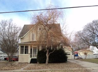423 Monroe St, Fort Atkinson, WI 53538