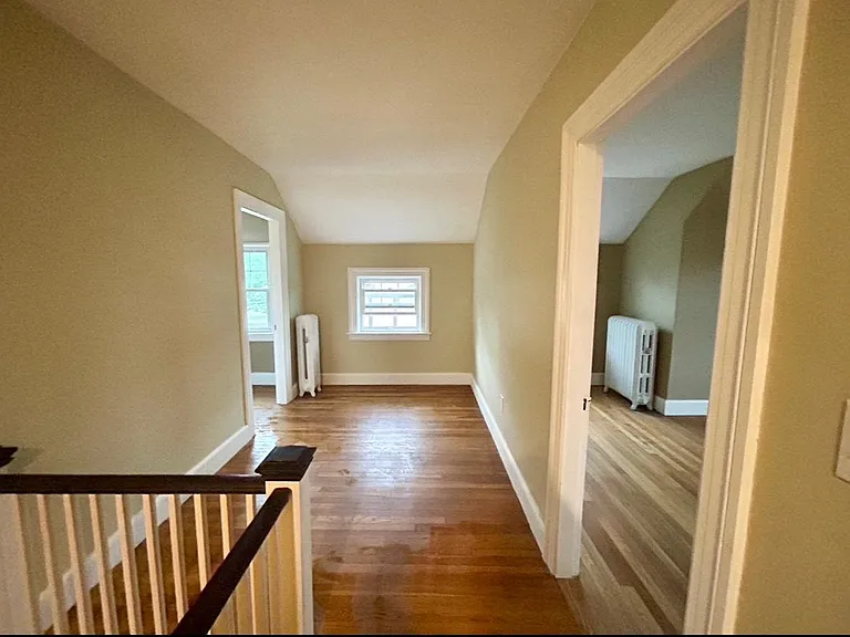 555 Lloyd Ave — Photo 14
