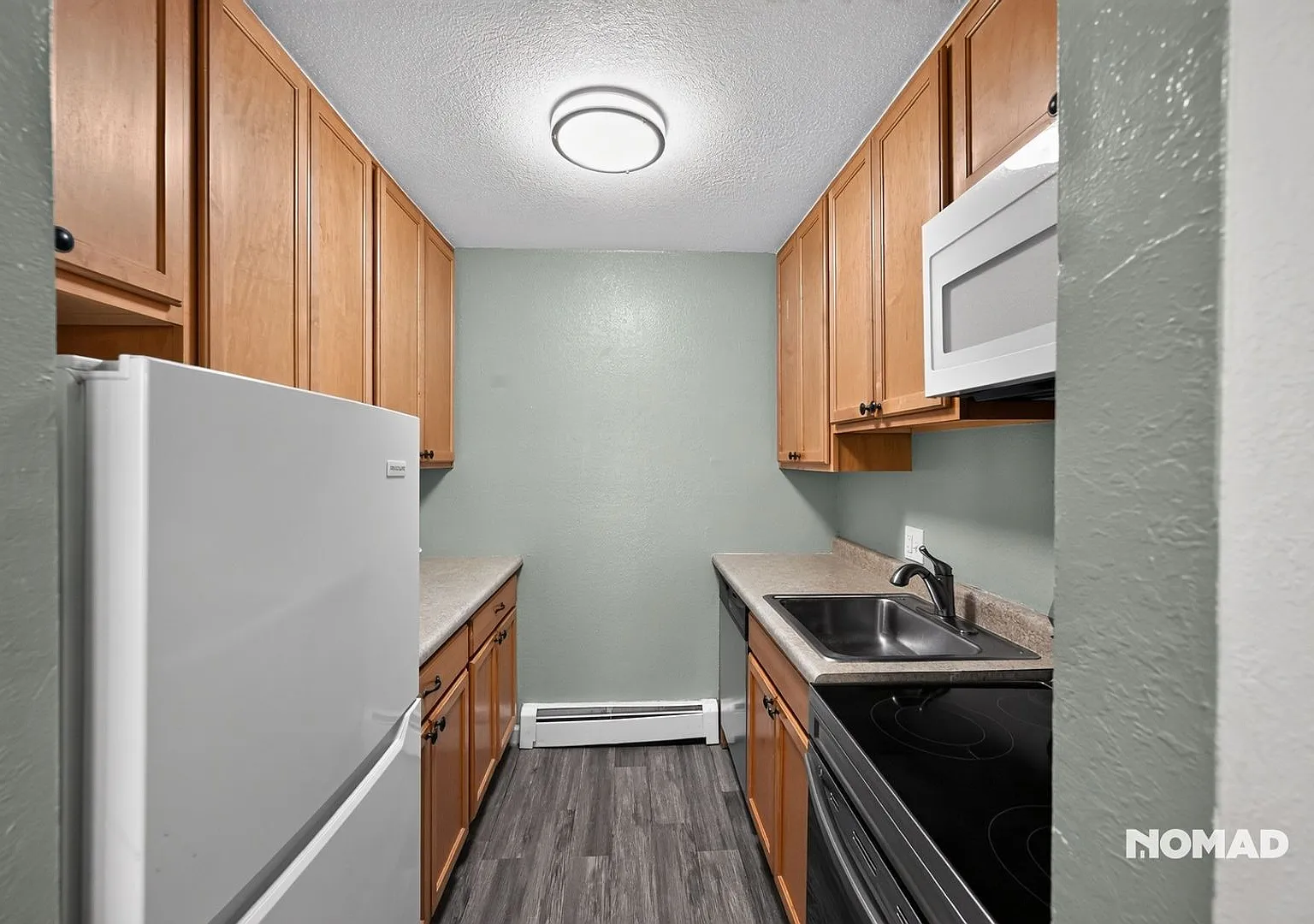 Spacious 3BR Condo in Boulder — Photo 2