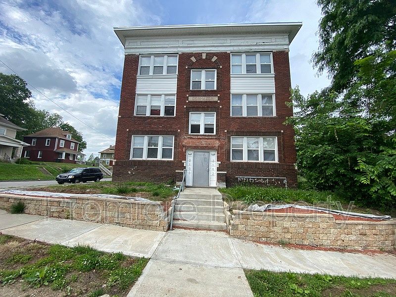 1st image of 2102 E 33rd St APT C