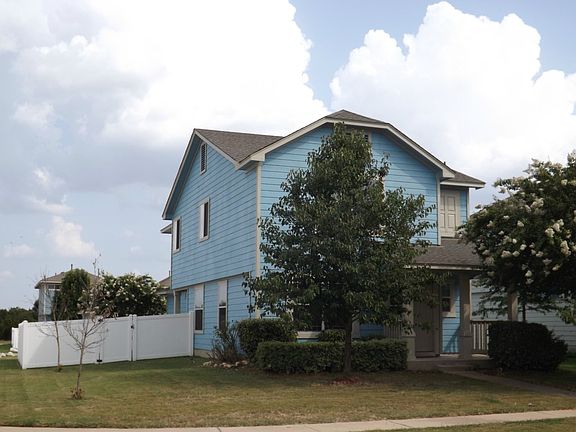 2nd image of 1430 Colorado Bend Dr