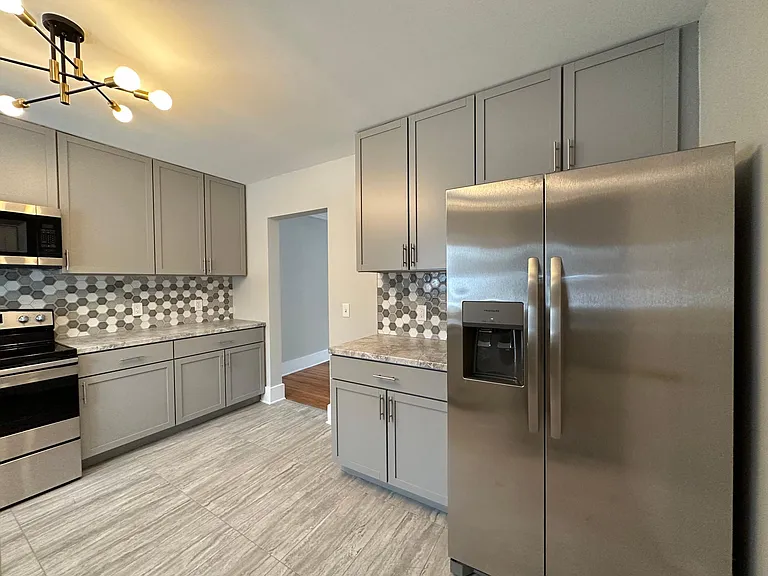 107 Thornton Rd #1 — Photo 1