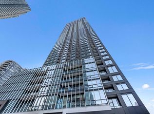 395 Square One Dr #2505, Mississauga, ON L5B 0E2