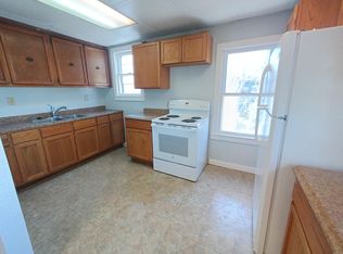 1416 W Walnut St #B, Independence, MO 64050