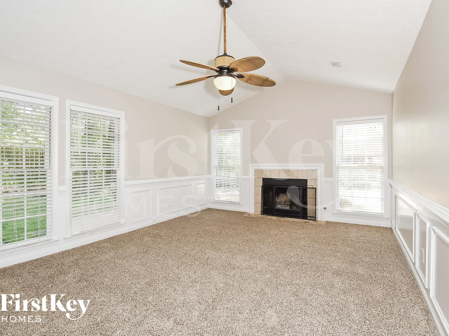 4 bed, 3.0 bath, 2309 sqft, $3,035 — Photo 4