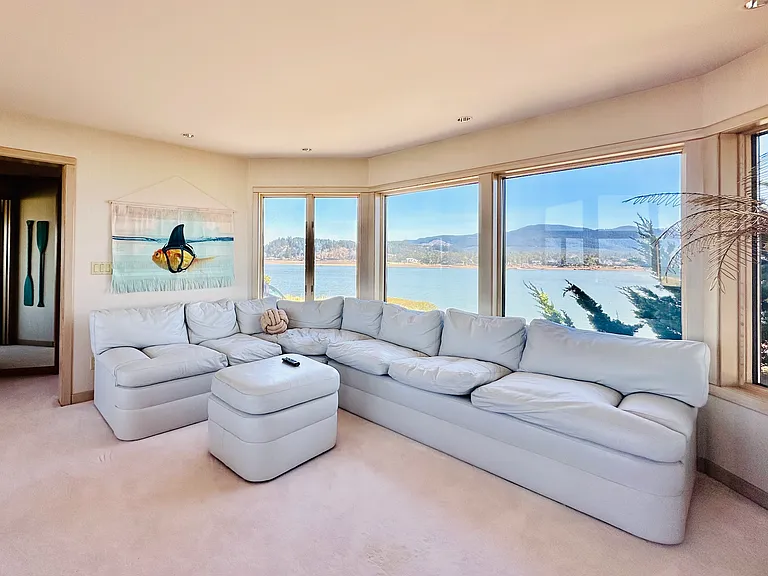Salishan Dr — Photo 22