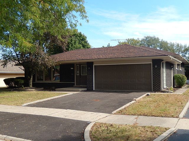 1st image of 17137 Greenwood Ave