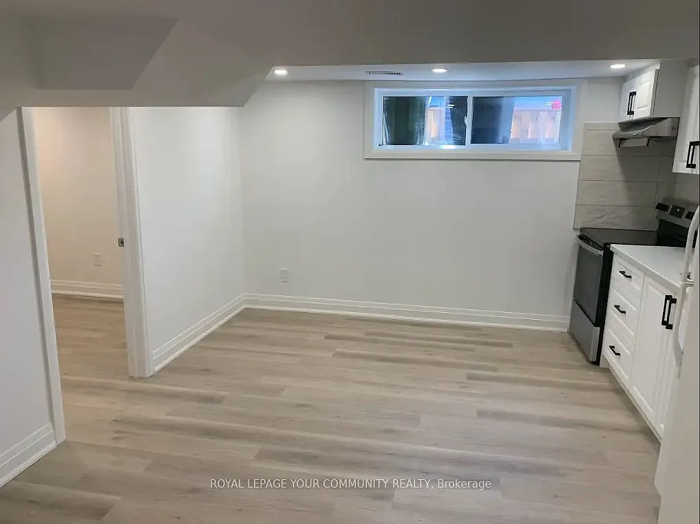 2 bed, $1,400 — Photo 3