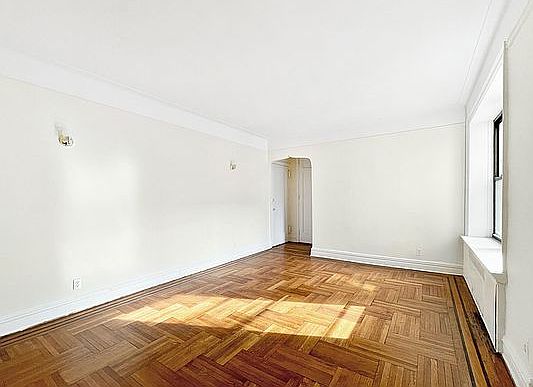 2nd image of 925 Prospect Pl APT 2F