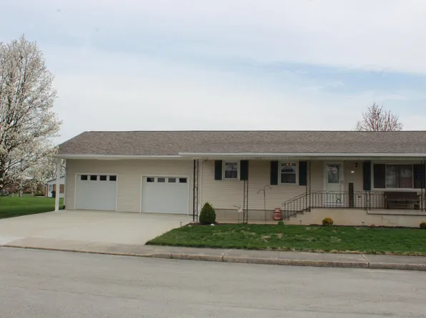 41 Church St, Burkettsville, OH 45310