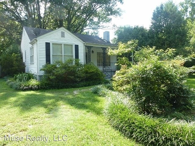 1st image of 516 Orchard Ln
