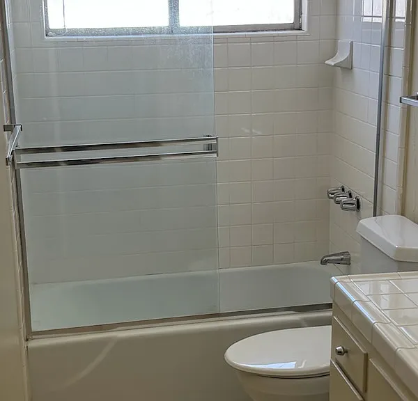 18014 Burbank Blvd #7 — Photo 8