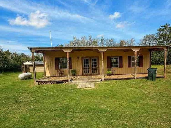 2nd image of 1007 Private Road 2002