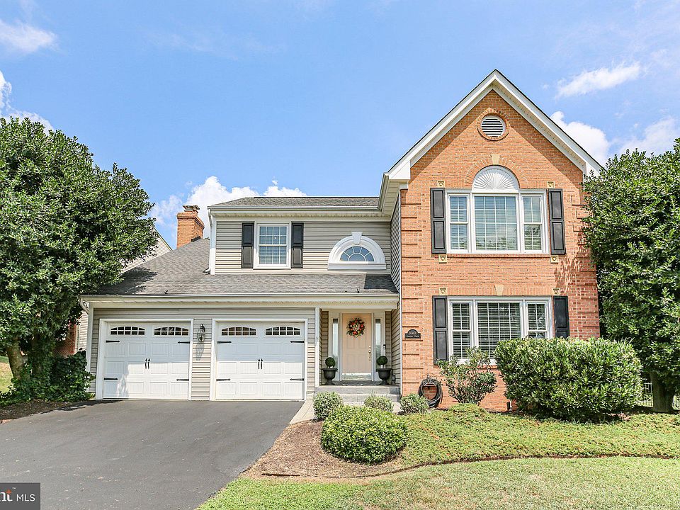 1st image of 10401 Amherst Cir