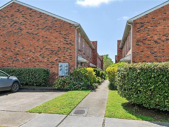 2nd image of 2833 Steamship Cir Unit 2833