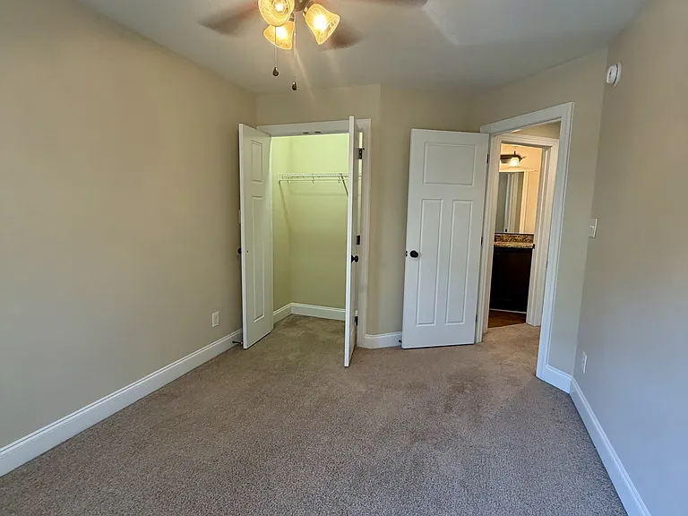 124 Capital St — Photo 28