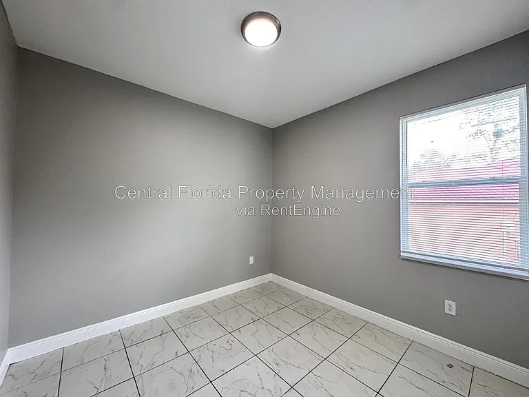1389 Worthington Dr — Photo 9
