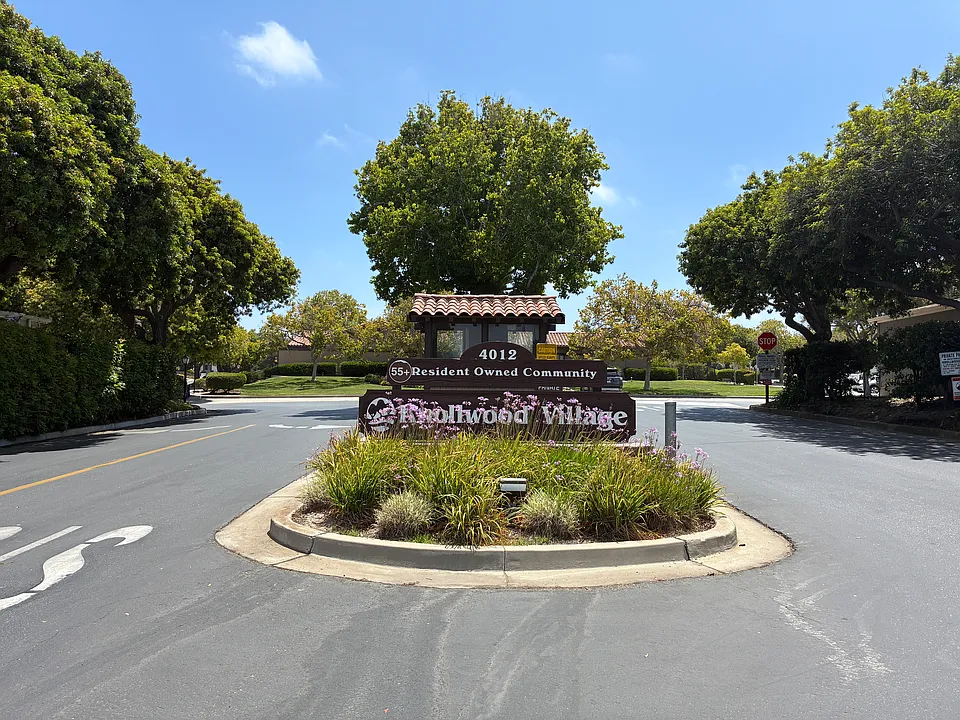 Knollwood Homes LLC