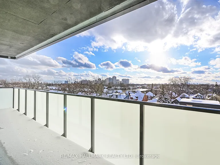 2625 Dundas St W #601 — Photo 17