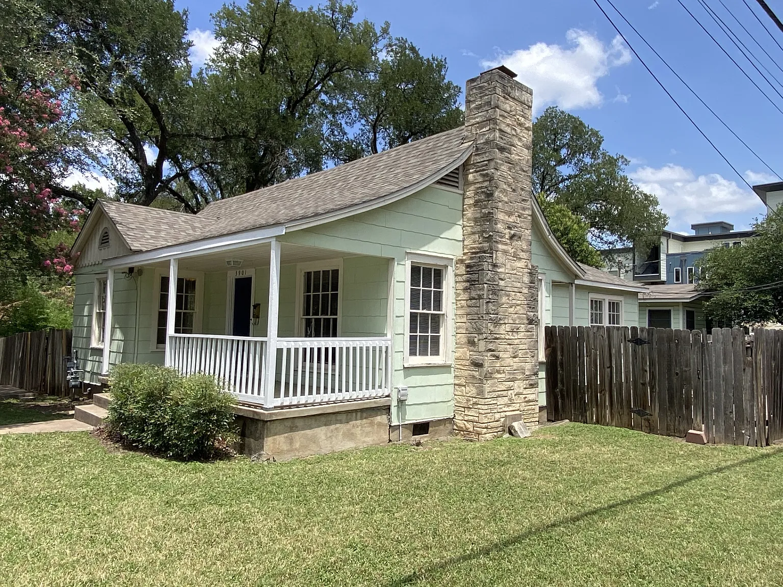 4 bed, 1406 sqft, $3,000 — Photo 3