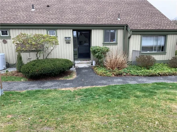 321 Heritage Village #321B, Southbury, CT 06488